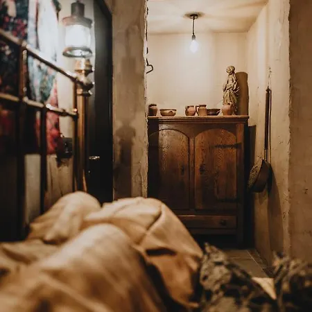 Le Fantome De Berthe Logement-attraction Insolite * La Roche-en-Ardenne