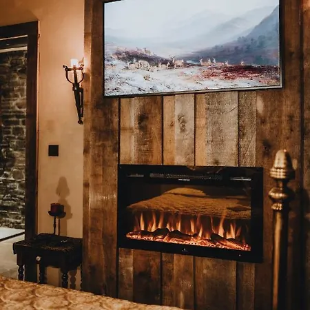 Le Fantome De Berthe Logement-attraction Insolite Capsulehotel La-Roche-en-Ardenne
